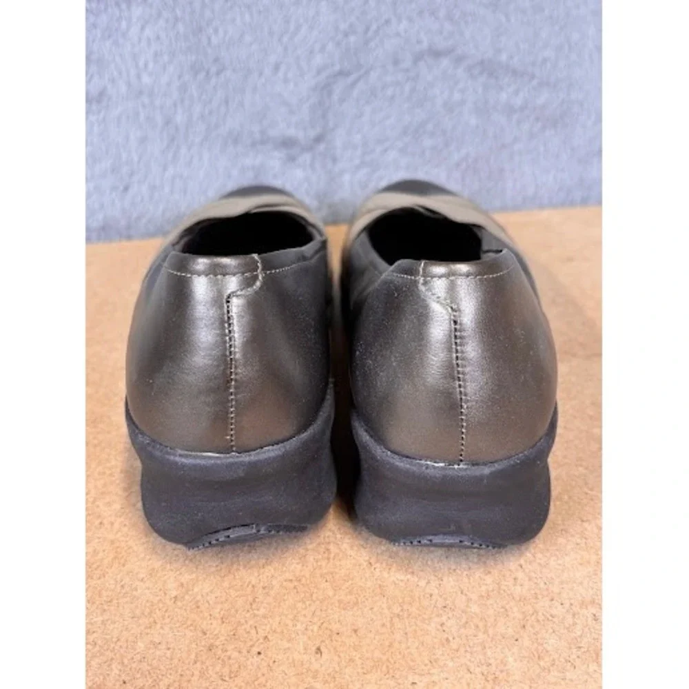 Easy Spirit Anti-Gravity Orrells Bronze Metallic Wedge Loafers Womens 8W Wide